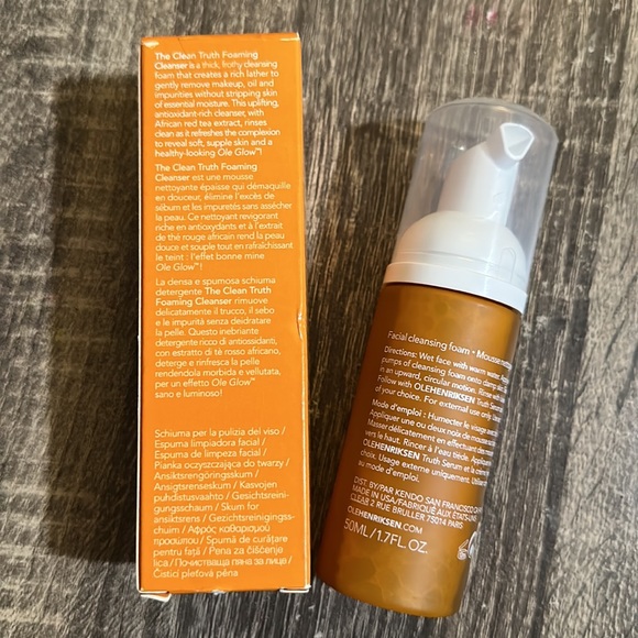 🥰🥰Olehenriksen Truth Foaming Cleanser🥰🥰 - Picture 3 of 4
